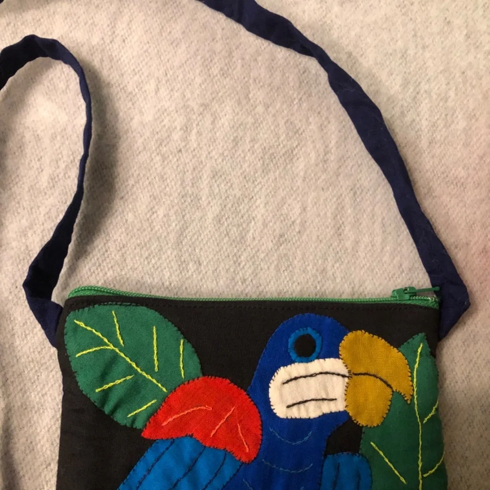 NWOT - Parrot Appliquéd Mini Bag_7